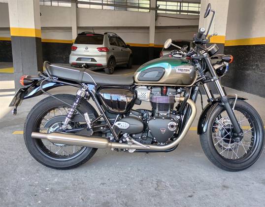 TRIUMPH BONNEVILLE T100 900 TRIUMPH BONNEVILLE T100 900